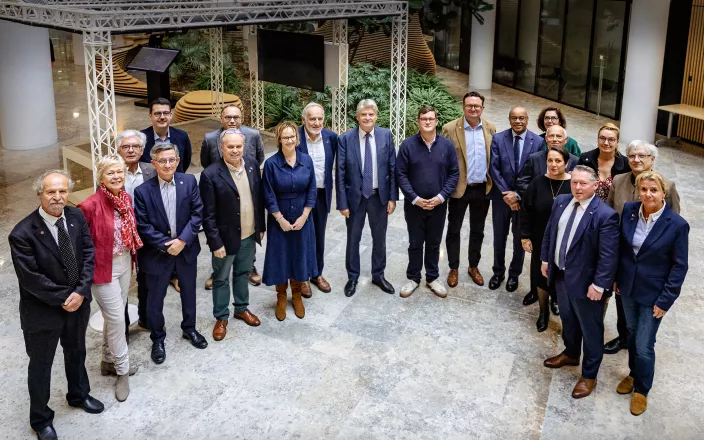 Photographie du Groupe consulaire de Lille