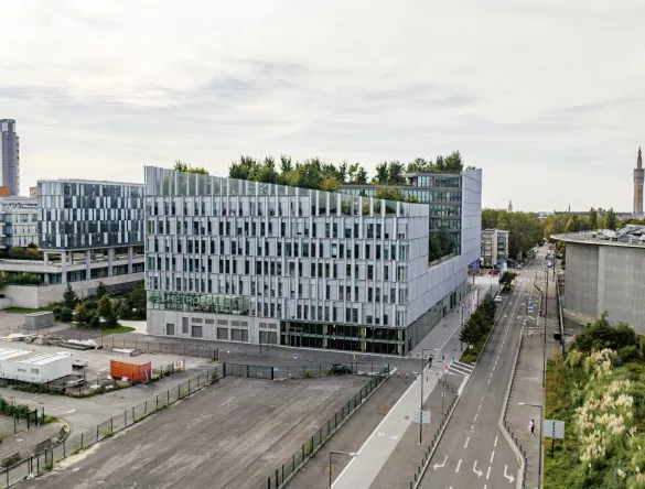 Photo de l'arrière du bâtiment de Biotope