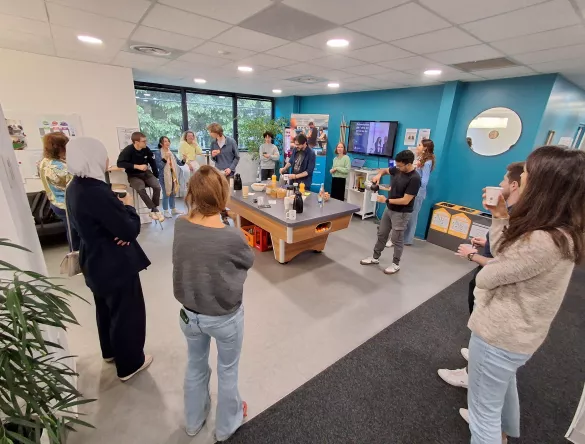 Café rencontre ruche de Villeneuve d'ascq